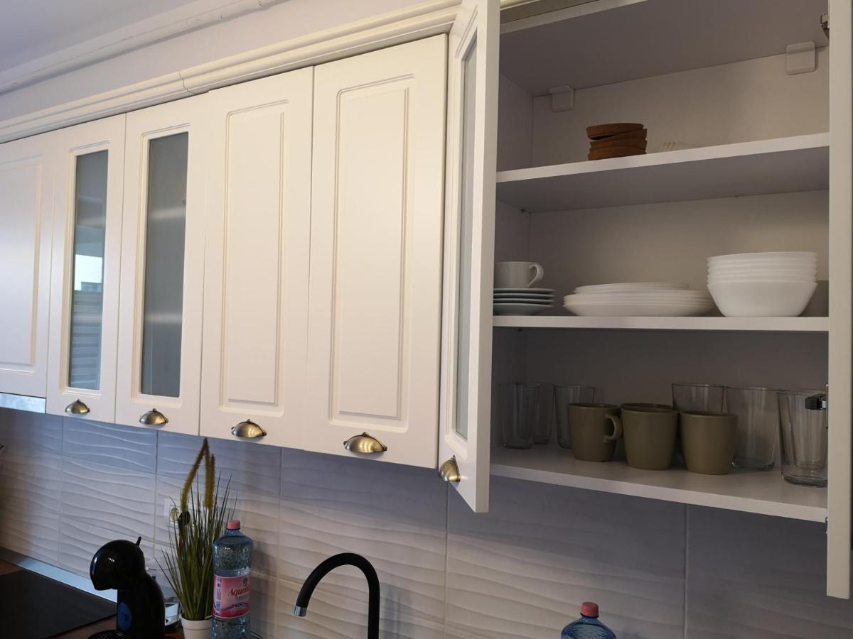 Lazo Two Room- Luxury Apartment ブカレスト エクステリア 写真