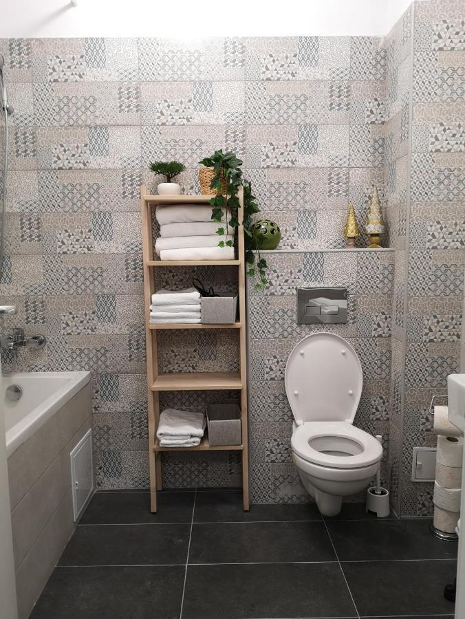 Lazo Two Room- Luxury Apartment ブカレスト エクステリア 写真